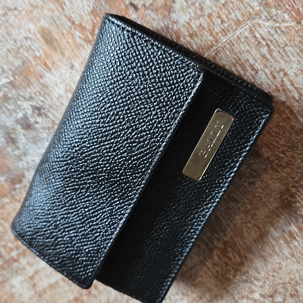 BALLY Authentic Black Leather Key/Card Cash Holder NWOT UNISEX (BIN 005)